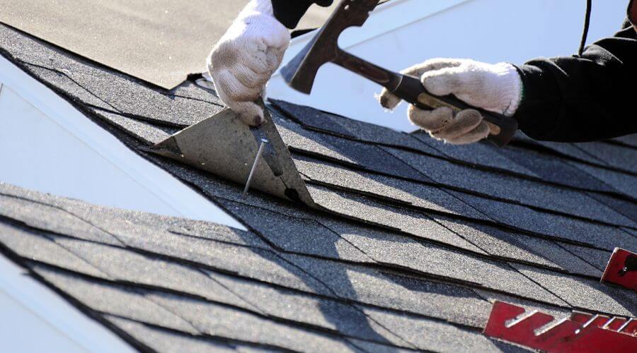 Professional gutter cleaning in Brookneal, VA